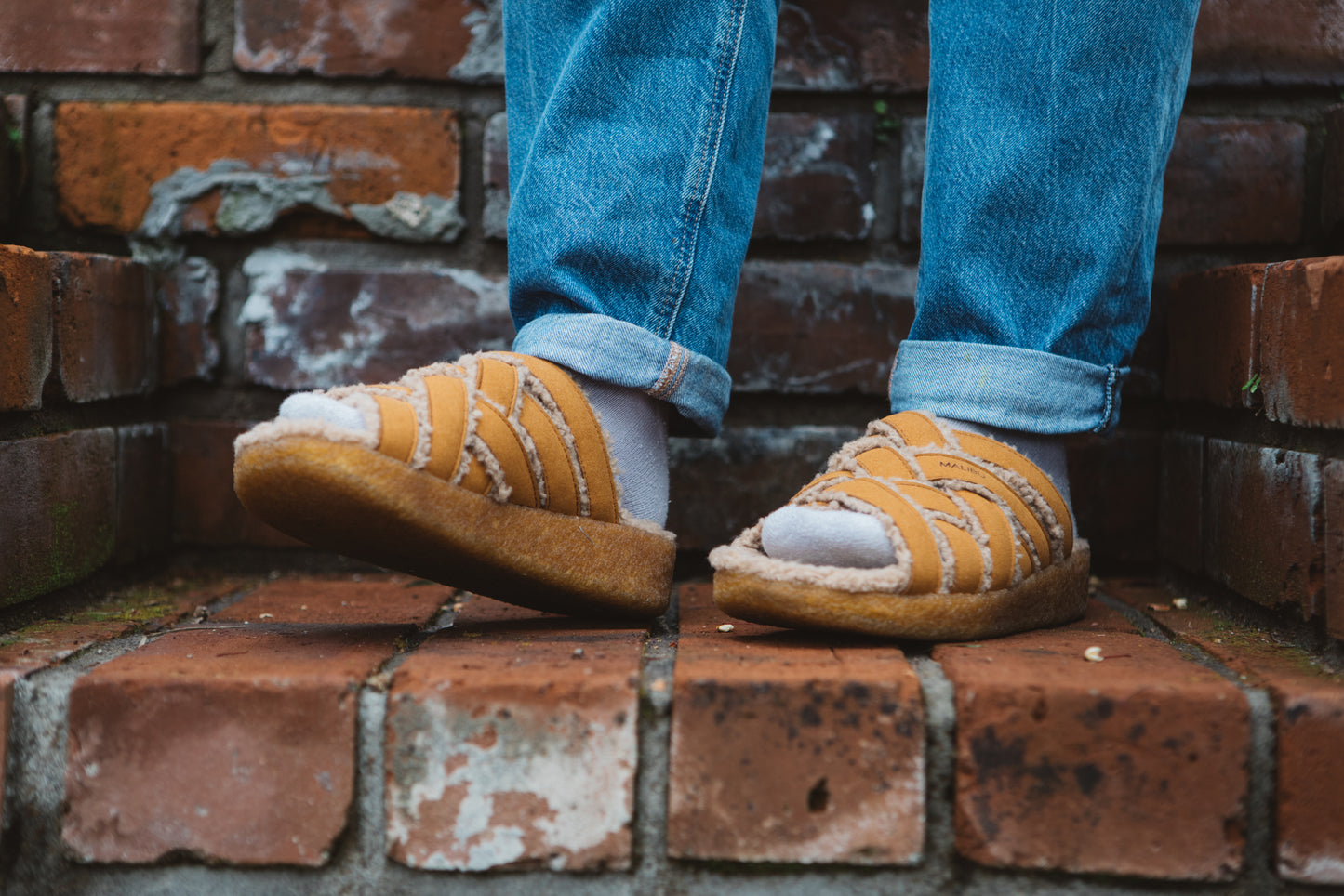 Zuma LX | Suede Vegan | Sherpa | Crepe - Golden Oak/Tan