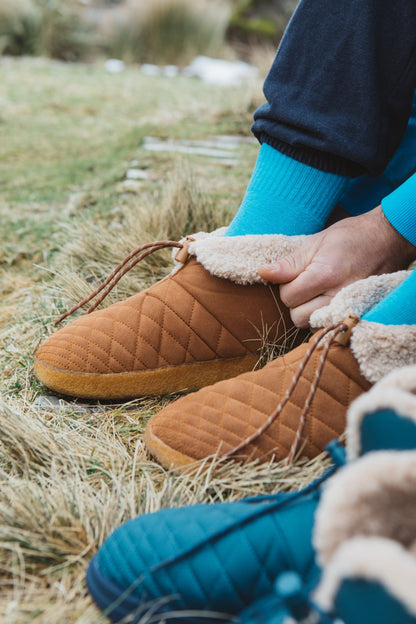 LITTLE DUME BOOT | VEGAN SUEDE | SHERPA | CREPE - GOLDEN OAK/TAN